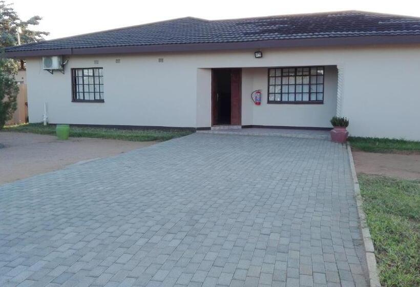 Kandjo S Bed And Breakfast