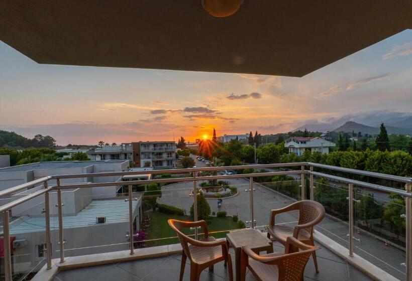 Karya Family Resort Hotel All Inclusive