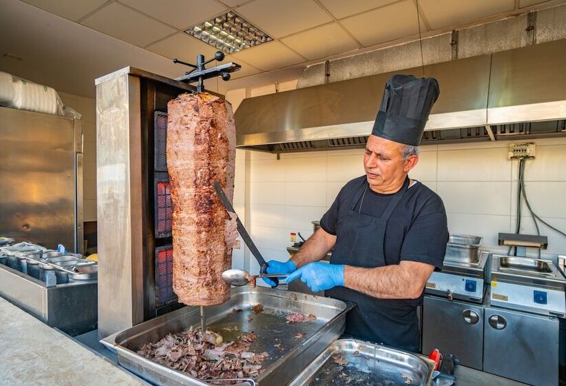 Karya Family Resort Hotel All Inclusive