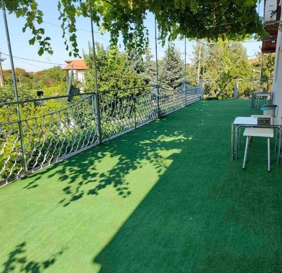 Пансион вила борко