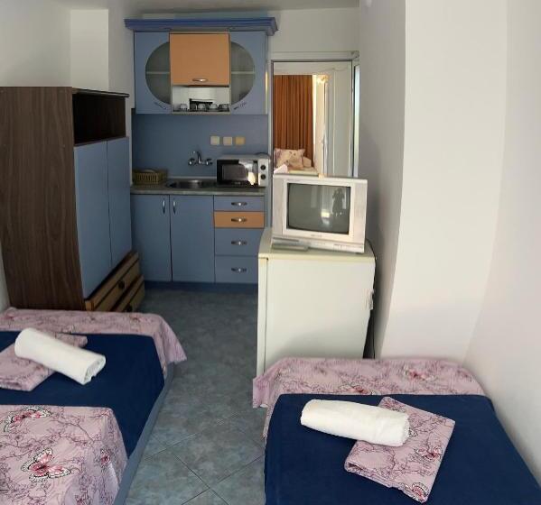 بنسيون морски полъх