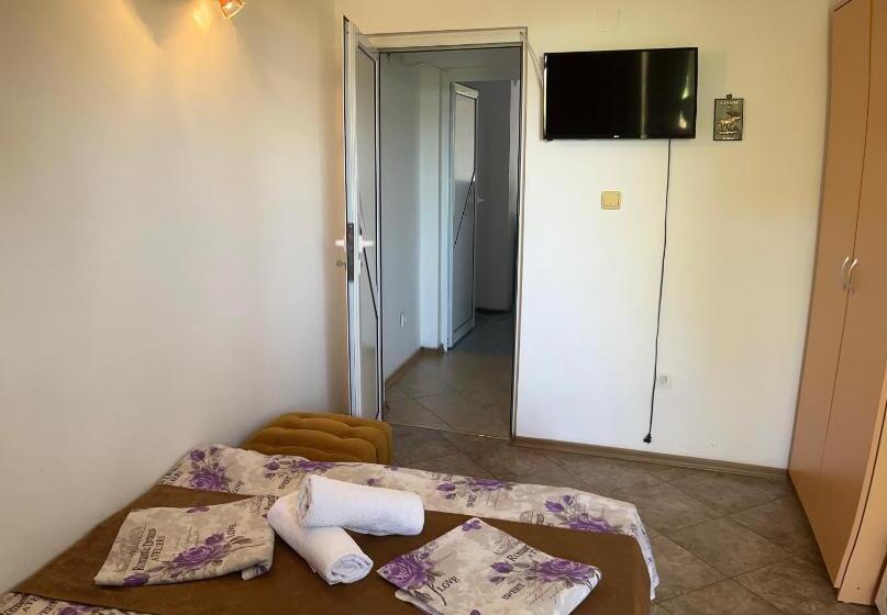 بنسيون морски полъх