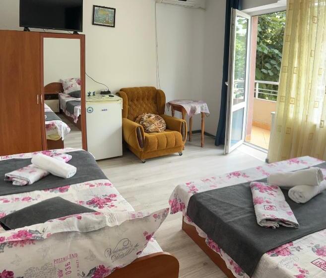 بنسيون морски полъх