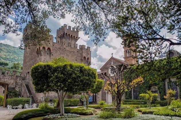 膳宿费 B&b Il Castello Lauro