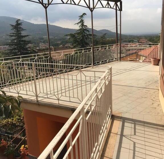 膳宿费 B&b Il Castello Lauro