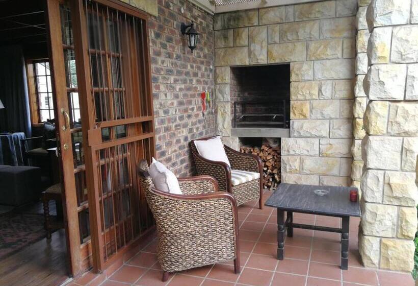 膳宿费 Clarens Cottages