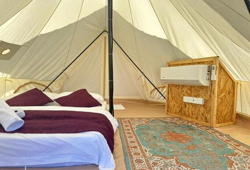פנסיון Dnamie Glamping   Lux Tent