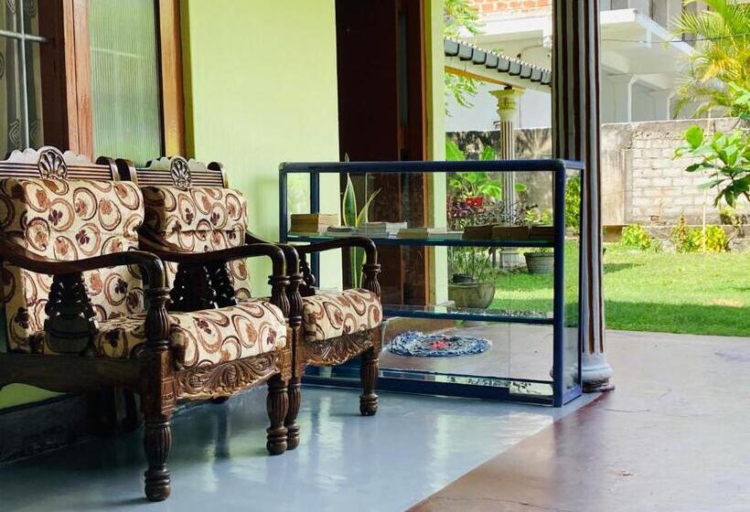 Пансион Green Villa