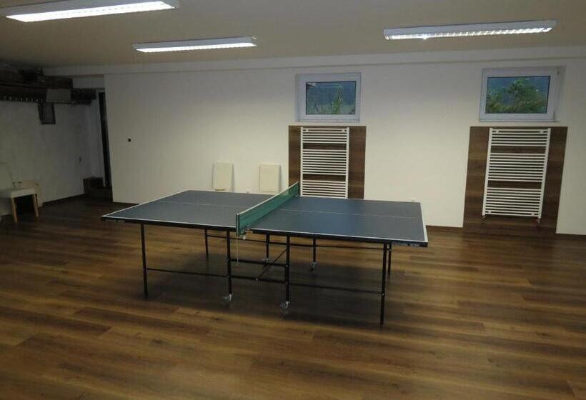 بنسيون Koula Apartments