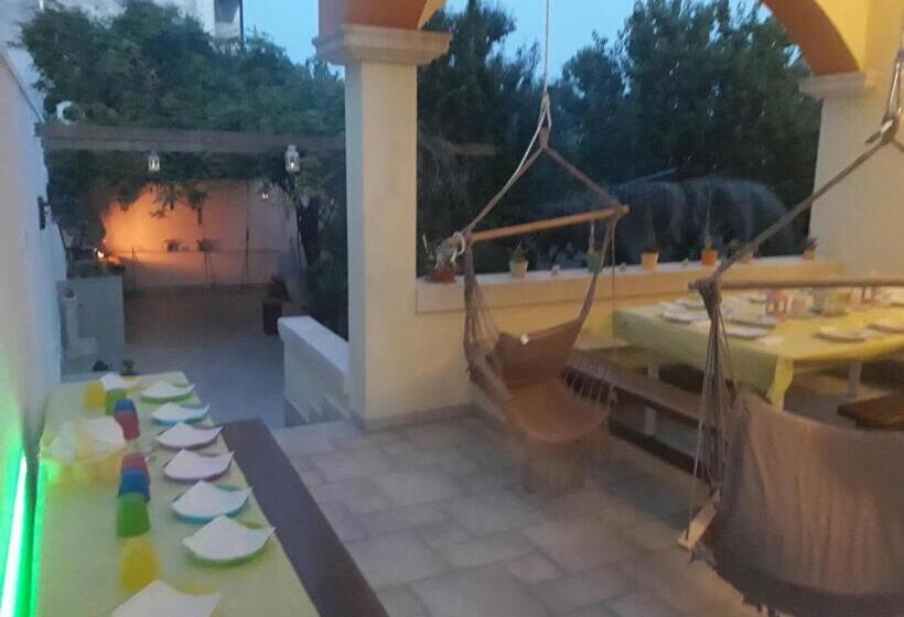 פנסיון La Tavernetta Degli Artisti