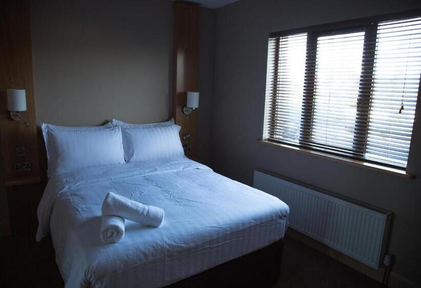 פנסיון Lynch S Townhouse