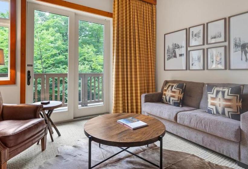 استراحتگاه 1117 Lodge At Spruce Peak Ski In Ski In Ski Out King Studio