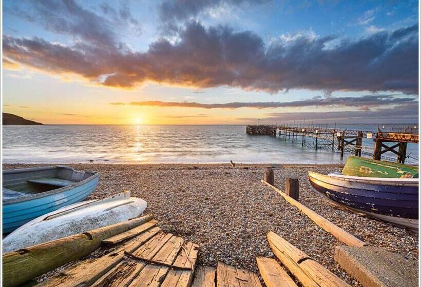 Totland Youth Hostel