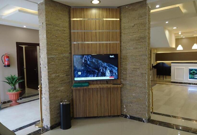 الضوء الخافت للشقق المخدومه