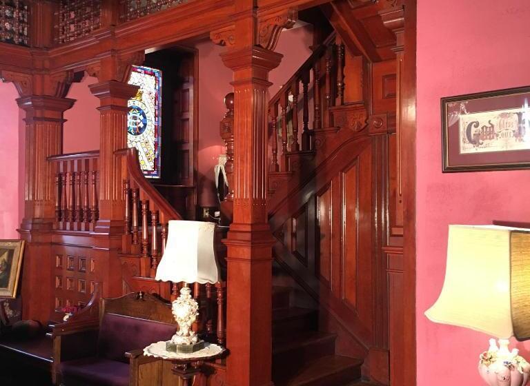 1884 Wildwood Bed And Breakfast Inn