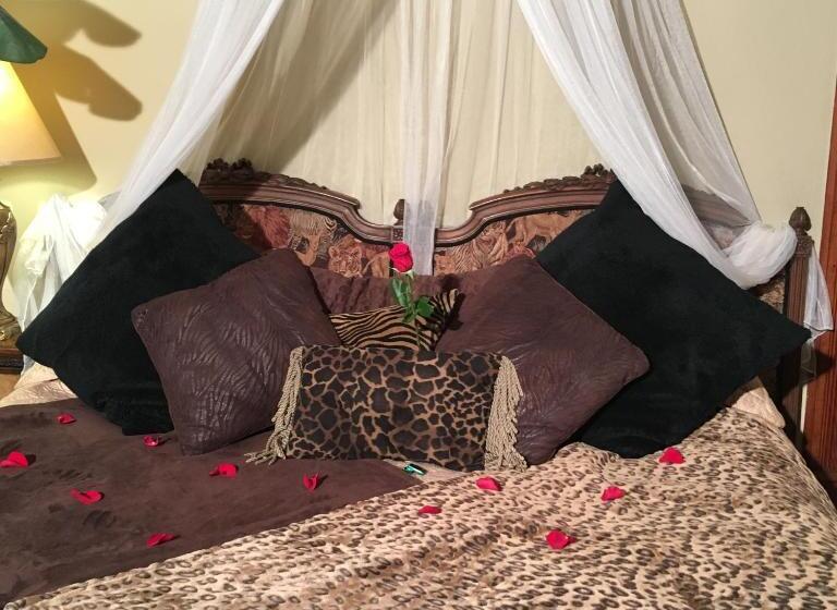 1884 Wildwood Bed And Breakfast Inn