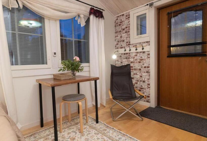 Aaria Bed And Breakfast