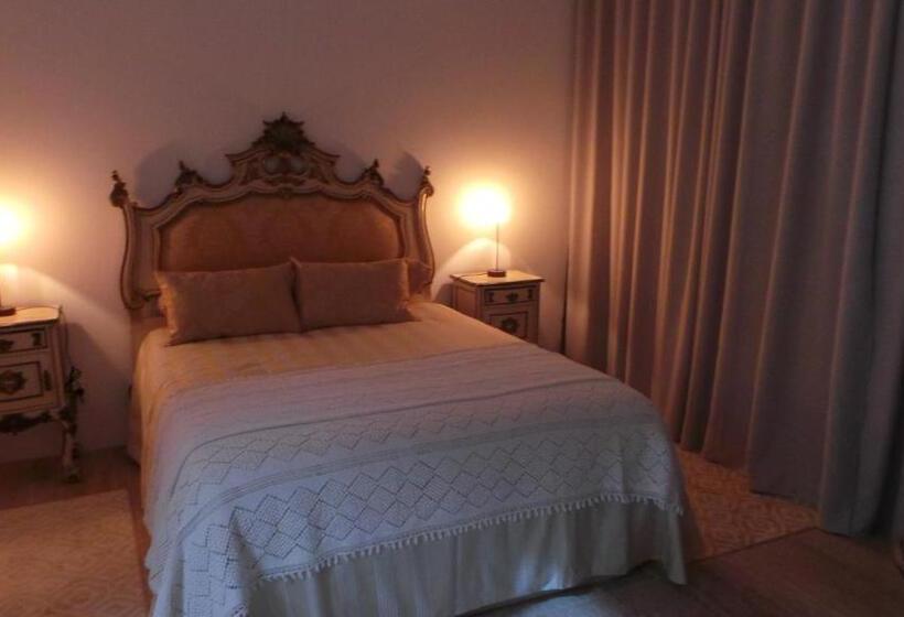 هاستل Dh Country House