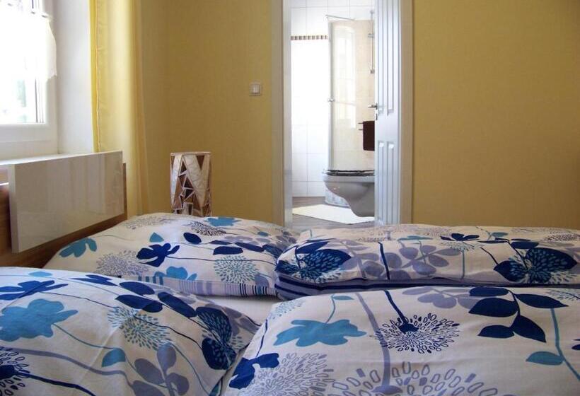 호스텔 Dreimäderlhaus Rieden