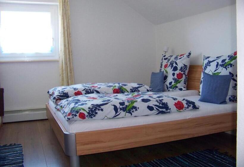 호스텔 Dreimäderlhaus Rieden