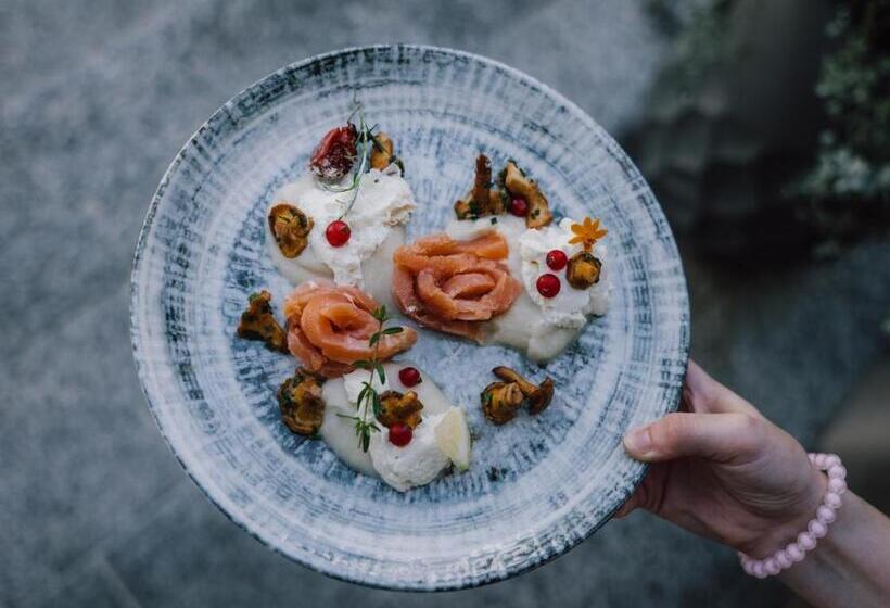 ユースホステル Gasthof Post