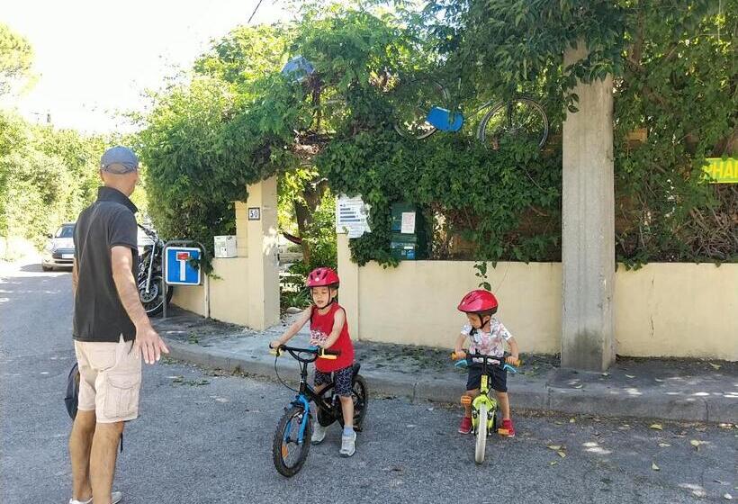 旅馆 Goclands Tiny Cool Coliving Coworking Villa Garden