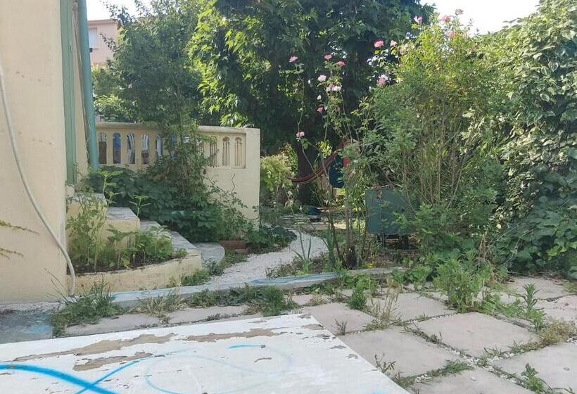 旅馆 Goclands Tiny Cool Coliving Coworking Villa Garden