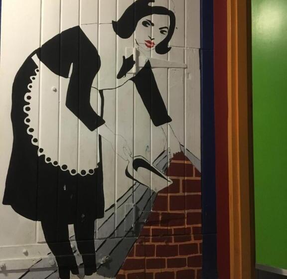 فندق صغير Old Fire Station Backpackers