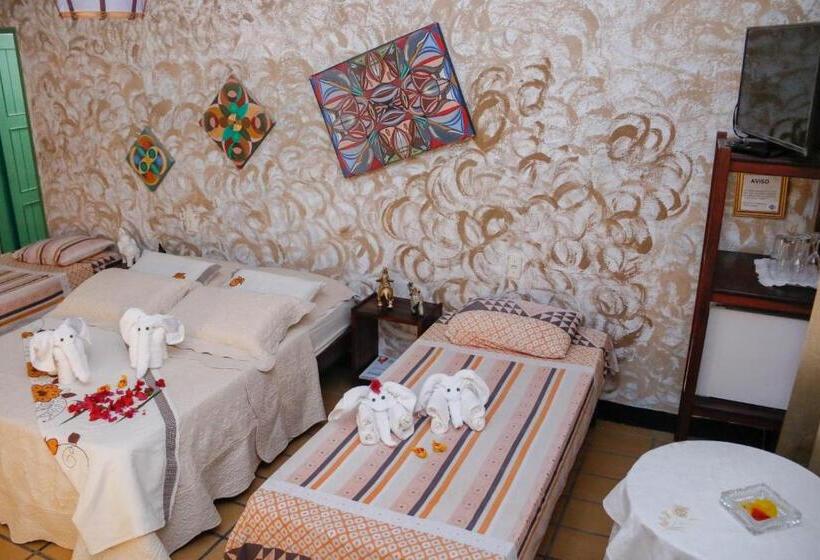 הוסטל Pousada Estrela Do Oriente