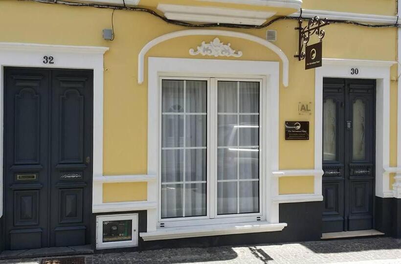 Azor International Hostel