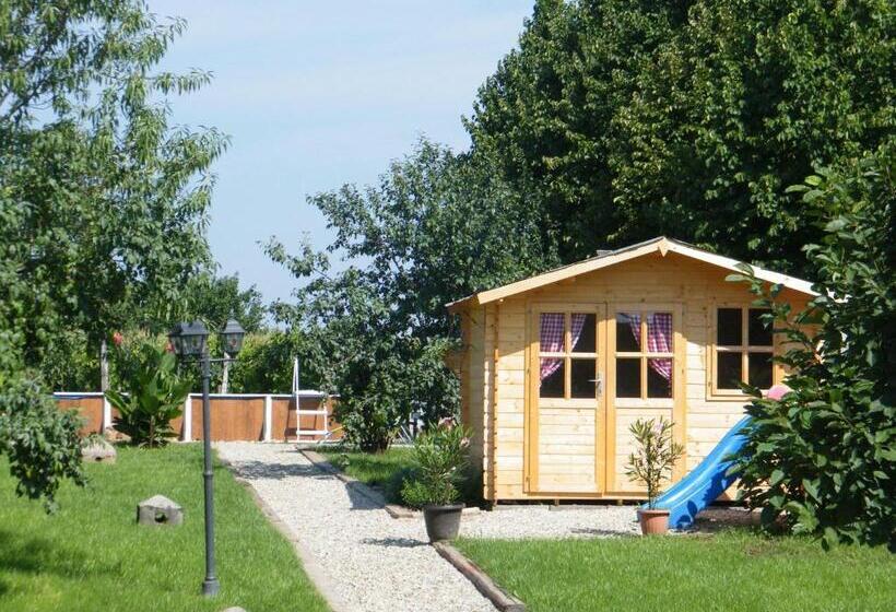 צימר Atkári Vendégház