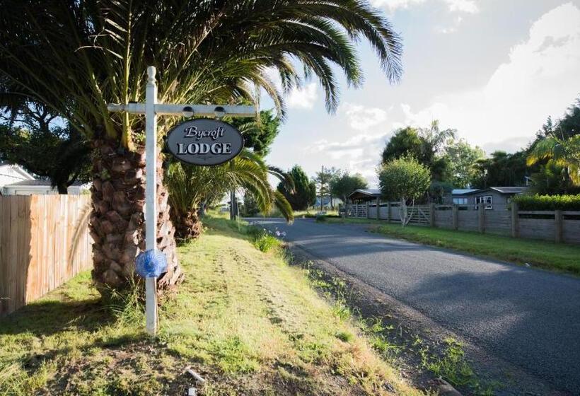 مبيت وإفطار Bycroft Lodge