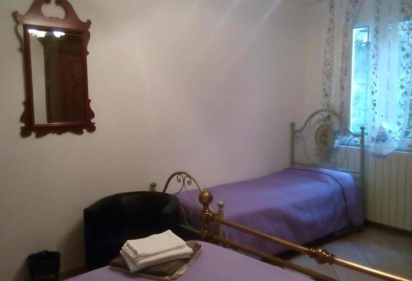 צימר Casa Vacanze L Agrifoglio