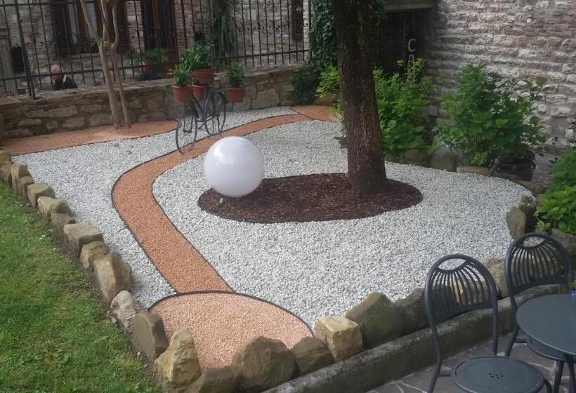 住宿加早餐  Residenza Di Via Piccardi