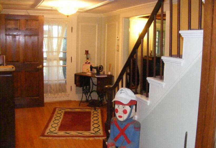 Bed and Breakfast The Tartan Fox At The Meadmere