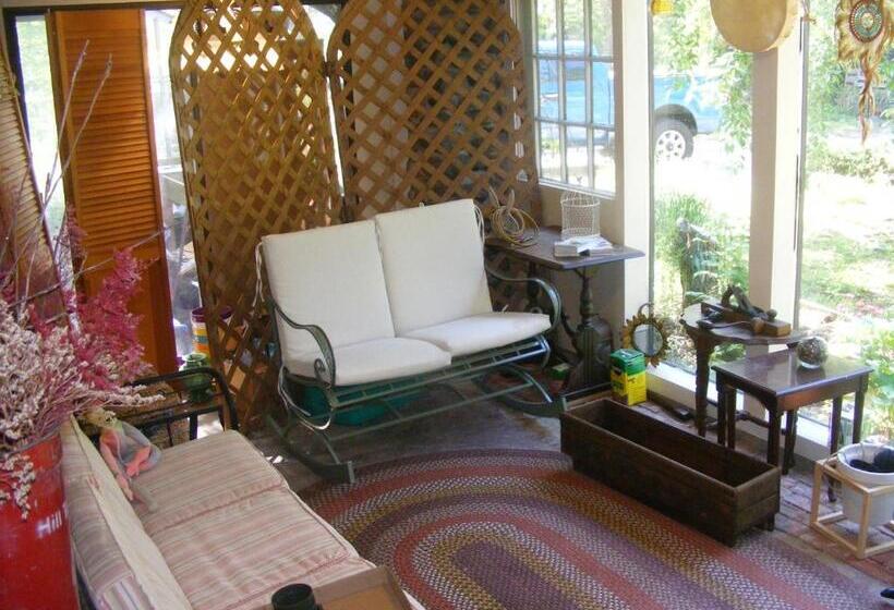 Bed and Breakfast The Tartan Fox At The Meadmere