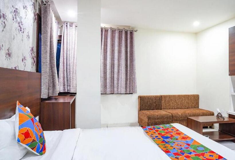 Fabhotel Ashirwad Regency