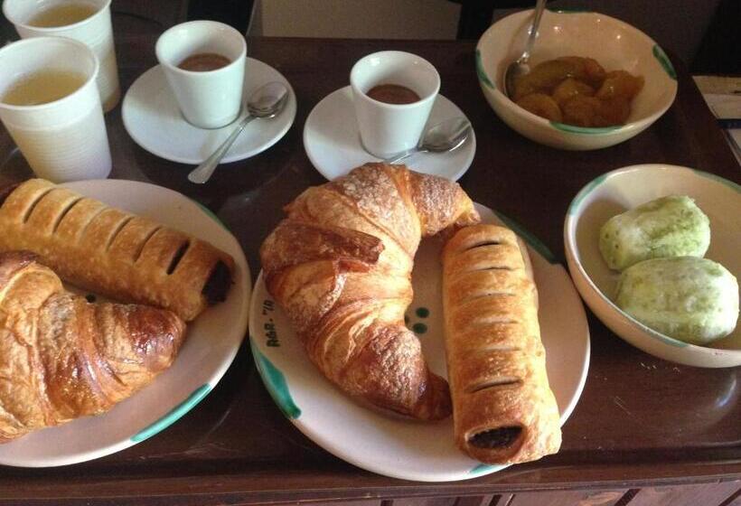 فندق Agriturismo La Calabrisella