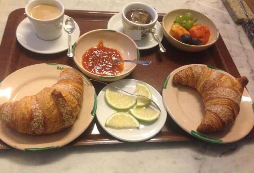 فندق Agriturismo La Calabrisella