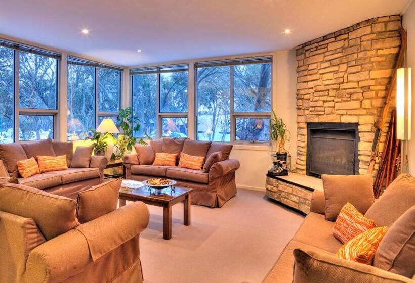 ホテル Ajax Ski Club