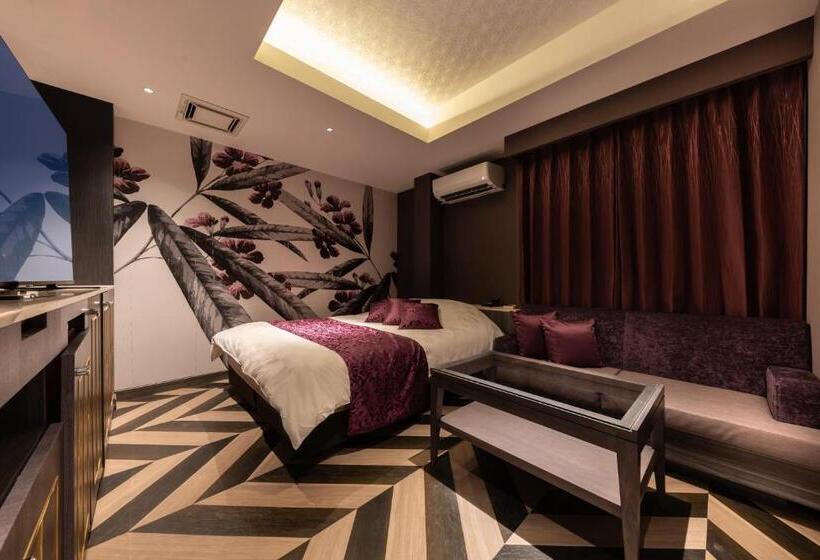 فندق Aya Adult Only