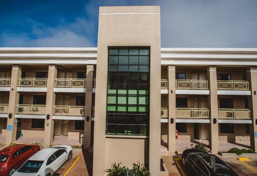 בית מלון כפרי Del Mar Inn Rosarito