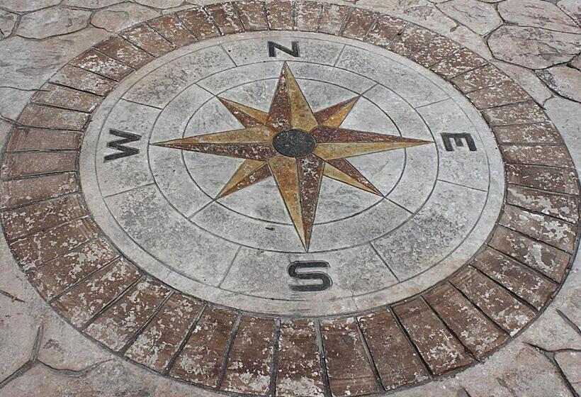 فندق L Oasi Di Pierino