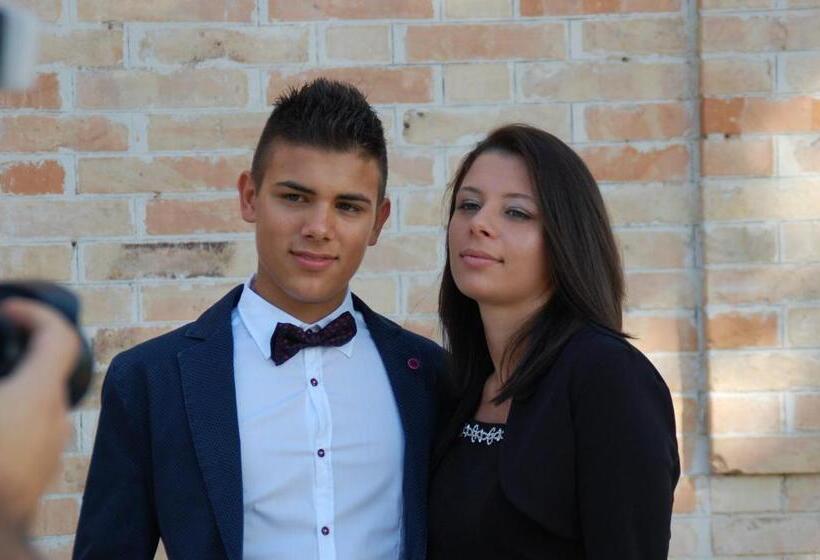 فندق L Oasi Di Pierino