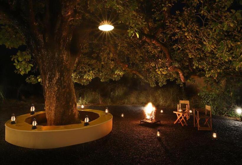 ホテル Lemon Tree Wildlife Resort, Kanha