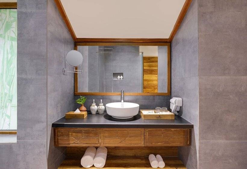 ホテル Lemon Tree Wildlife Resort, Kanha