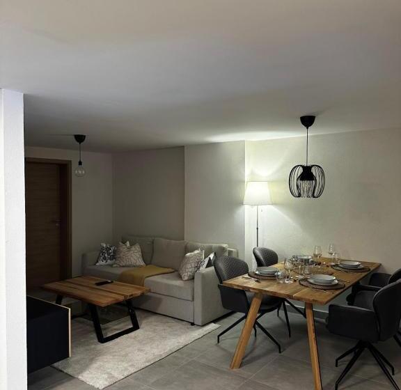 هتل Martinova Izba   Rooms & Apartments