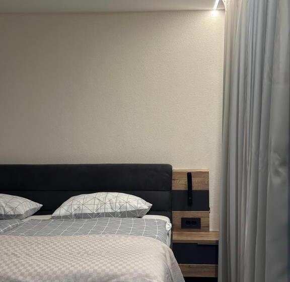 هتل Martinova Izba   Rooms & Apartments