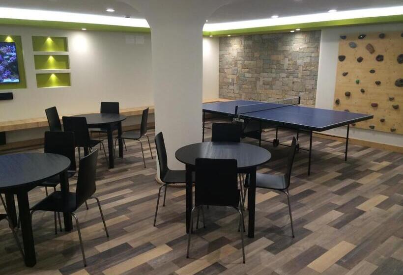 בית מלון כפרי Rauzi