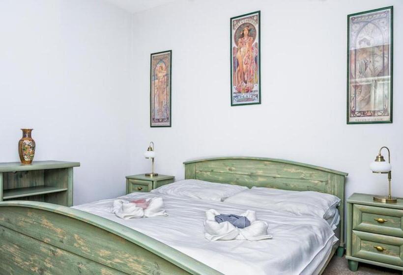 בית מלון כפרי Salaš